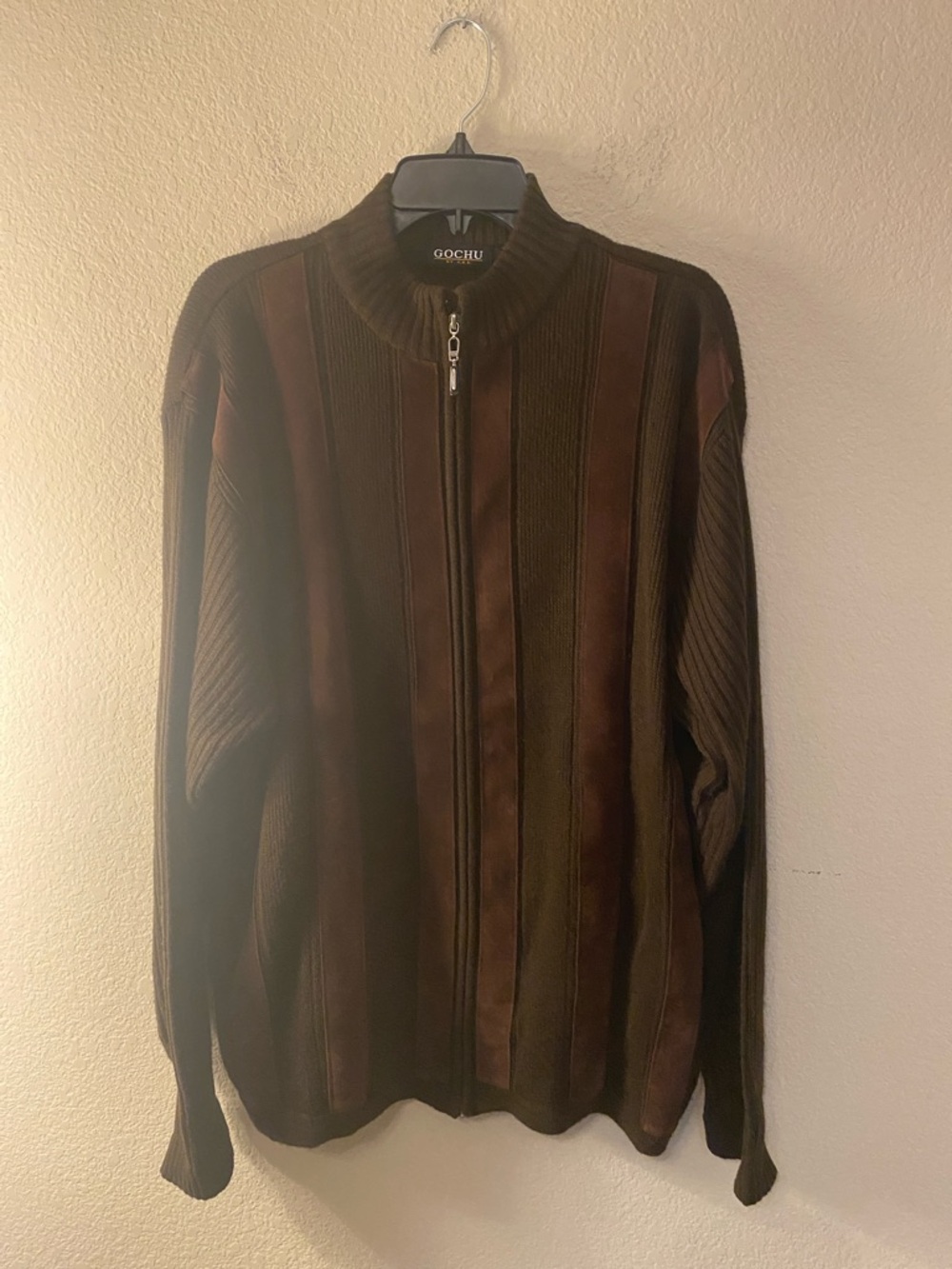 Men's Brown Full-Zip Ribbed Panel Sweater